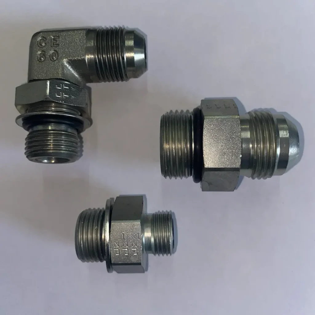 Nipluri hidraulice teu hidaulic la 90 de grade cu filete exterioare